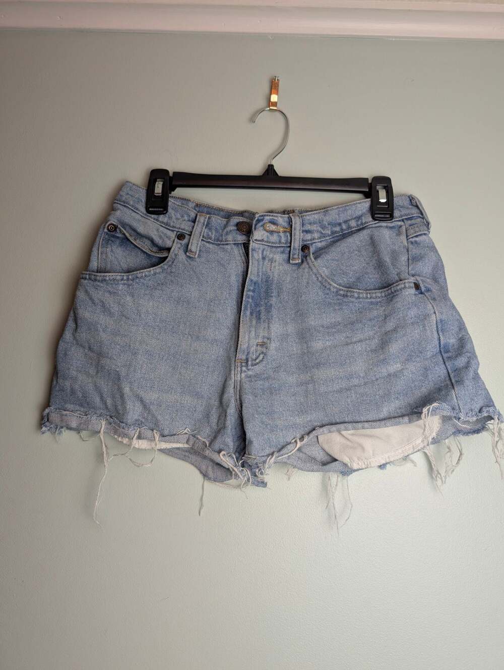 Wrangler Light Wash Denim Cutoff Shorts Size 29 Raw Hem